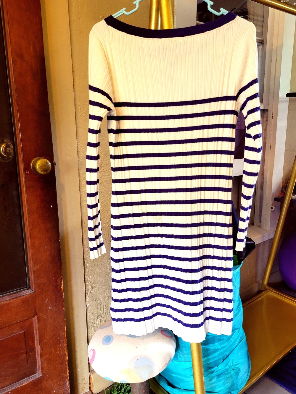 NWT Calvin Klein Jeans White and Navy Striped Rib Knit Dress - Picture 4 of 11